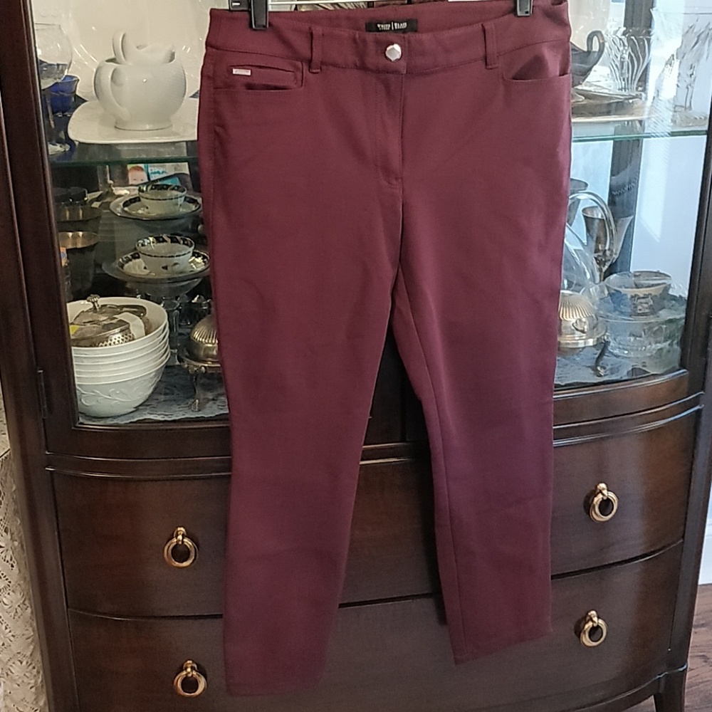 Burgundy WHBM skinny leg pants sz 10